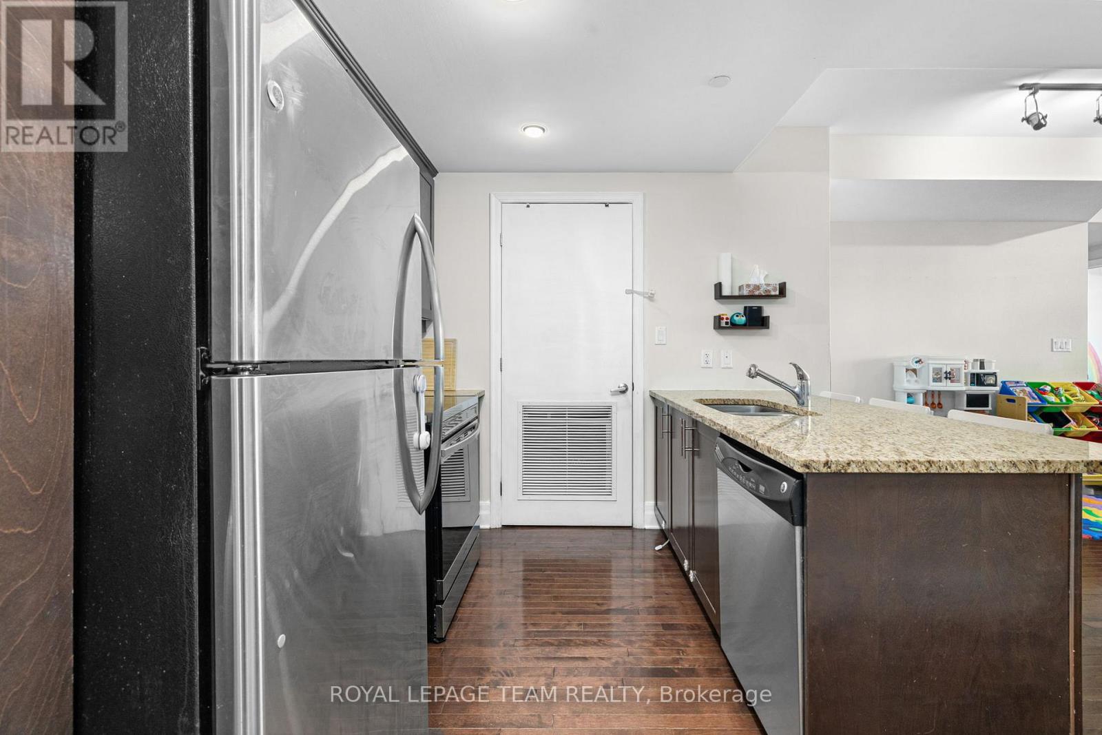 212 - 950 MARGUERITE AVENUE, Ottawa — photo 12