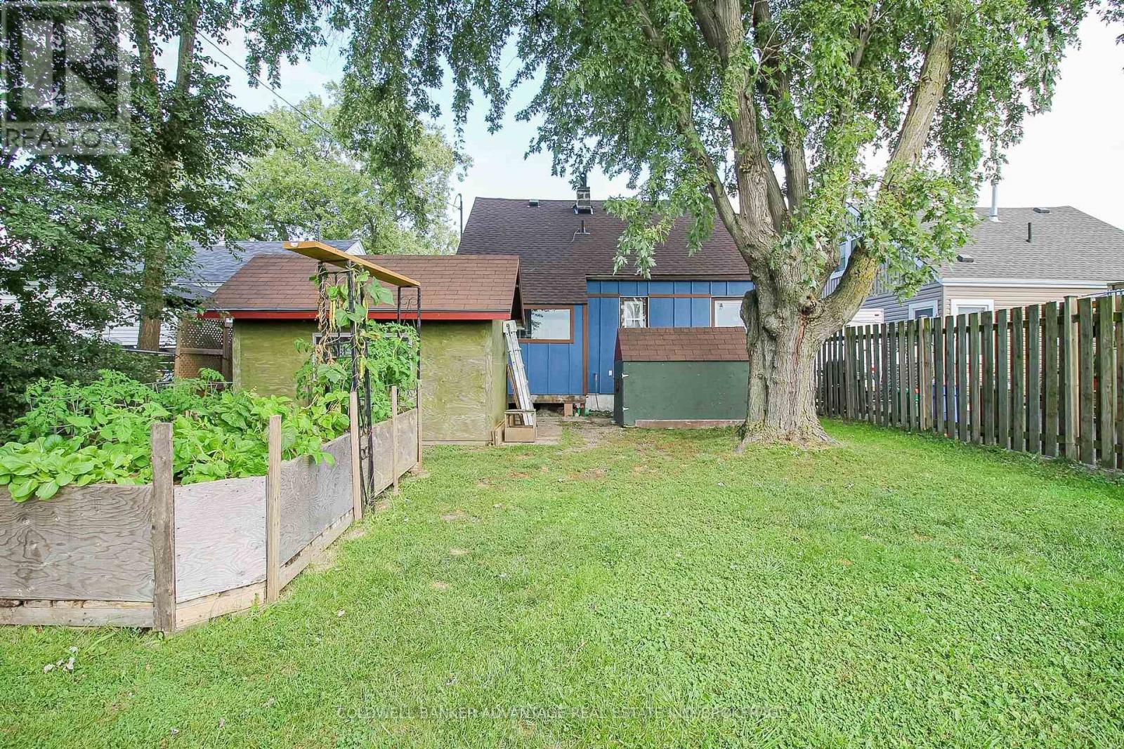 14 BISHOP ROAD - 38