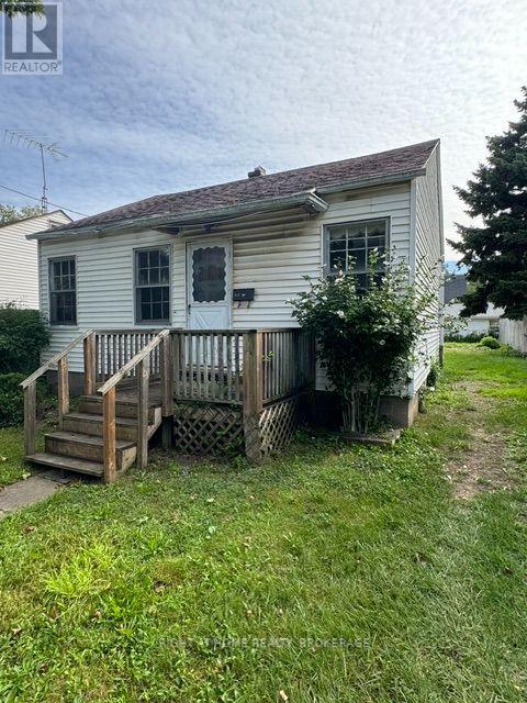 62 SHAKESPEARE AVENUE, St. Catharines (Haig)