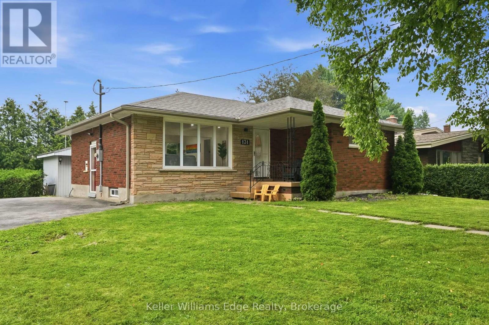 131 WEST 34TH STREET, Hamilton (Westcliffe)