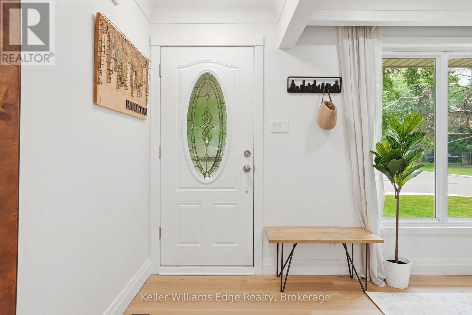 131 WEST 34TH STREET, Hamilton (Westcliffe) — photo 2