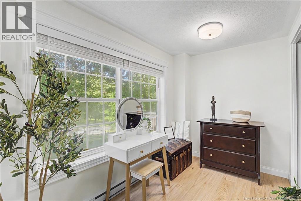 51 Upton Street - 21
