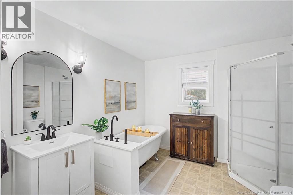 51 Upton Street - 26