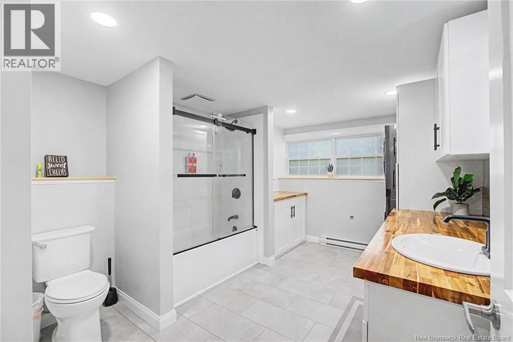 51 Upton Street - Image 37