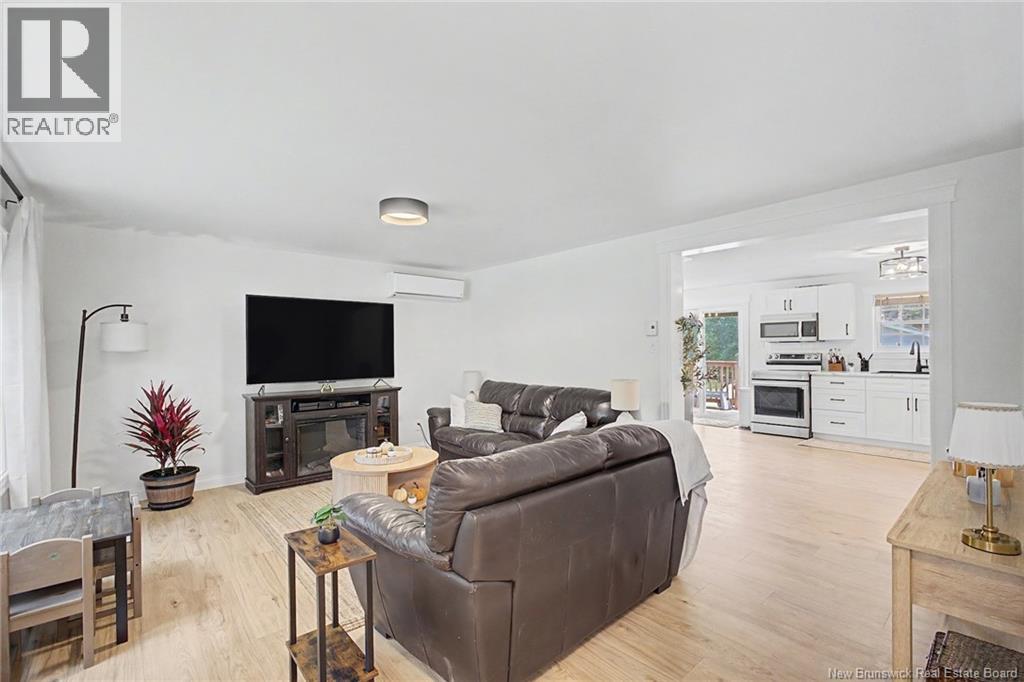 51 Upton Street - 7