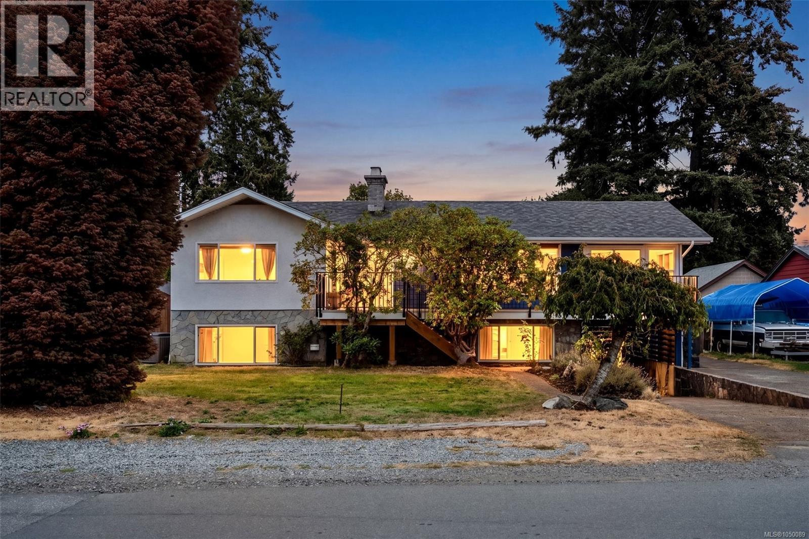 560 Ridley Dr - 2
