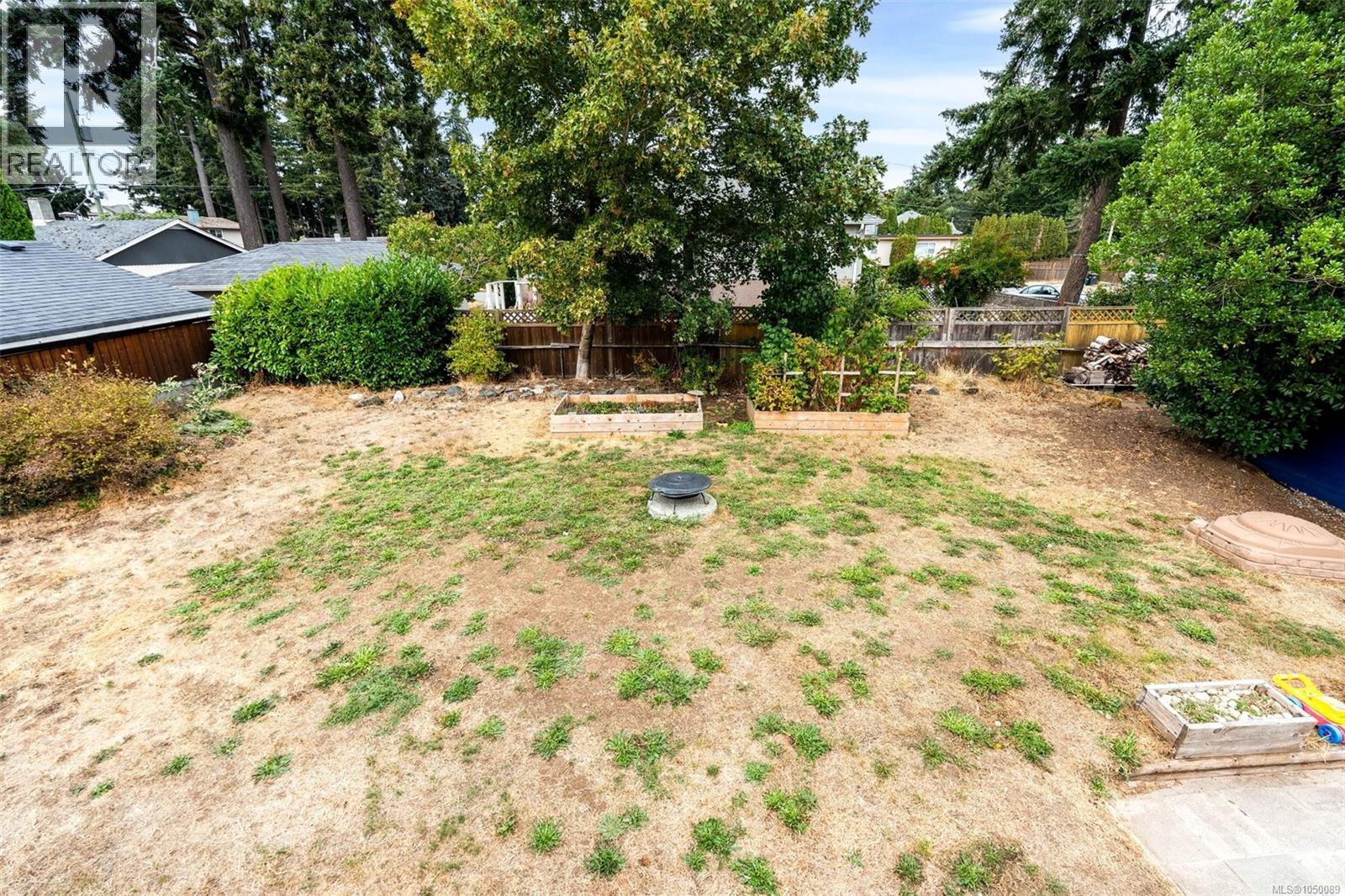 560 Ridley Dr - Image 37
