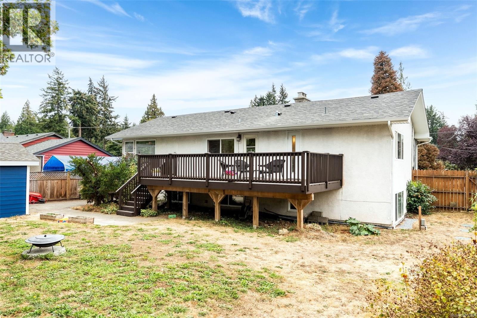 560 Ridley Dr - Image 40