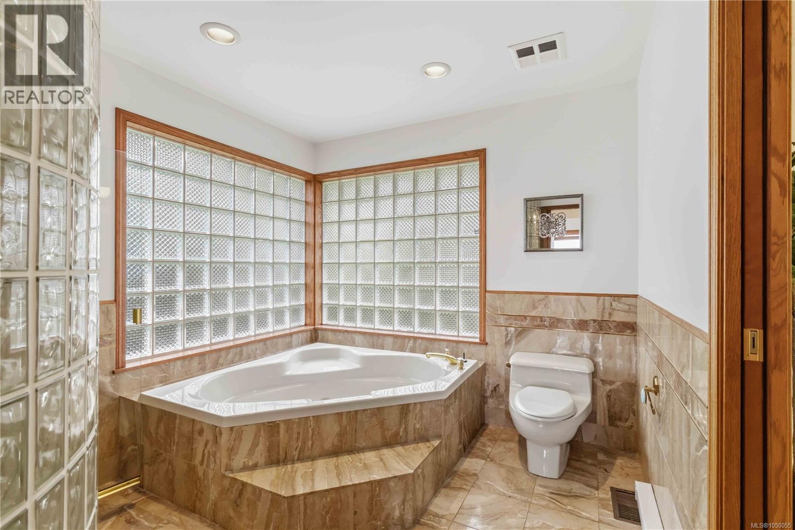 1785 Cedar Hill Cross Road, Saanich