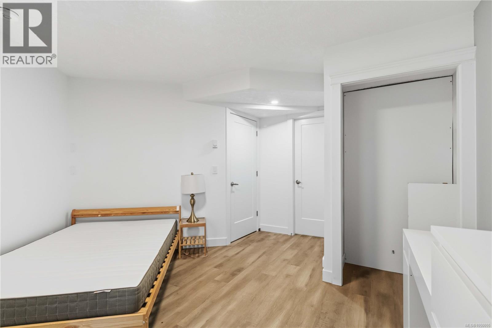  1785 Cedar Hill Cross Road, Saanich