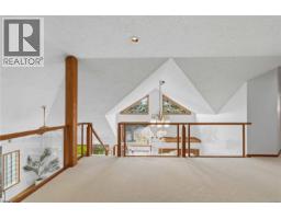 1785 Cedar Hill Cross Rd, Saanich, BC V8P2R2 Photo 33