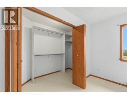 1785 Cedar Hill Cross Rd, Saanich, BC V8P2R2 Photo 37