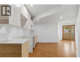 1785 Cedar Hill Cross Rd, Saanich, BC V8P2R2 Photo 45