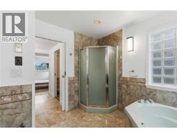 1785 Cedar Hill Cross Rd, Saanich, BC V8P2R2 Photo 62