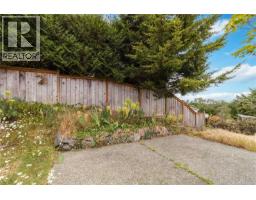 1785 Cedar Hill Cross Rd, Saanich, BC V8P2R2 Photo 69