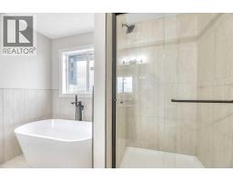 112 Lakewood, Strathmore, AB T1P2J9 Photo 30