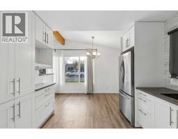 Kitchen - 3608 Centre B Street Nw, Calgary, AB T2K0V8 Photo 9