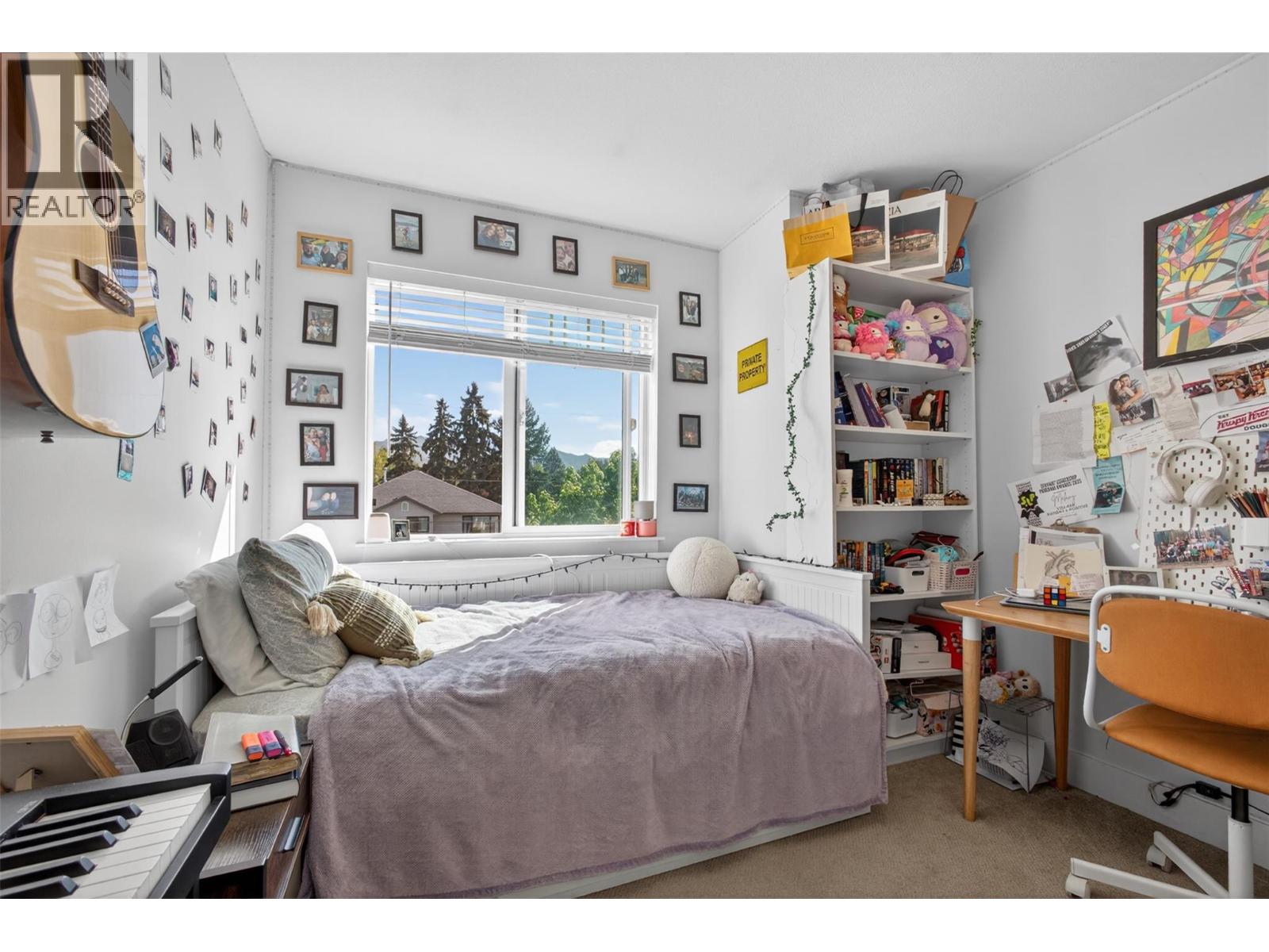 #4 600 Sherwood Road - 25