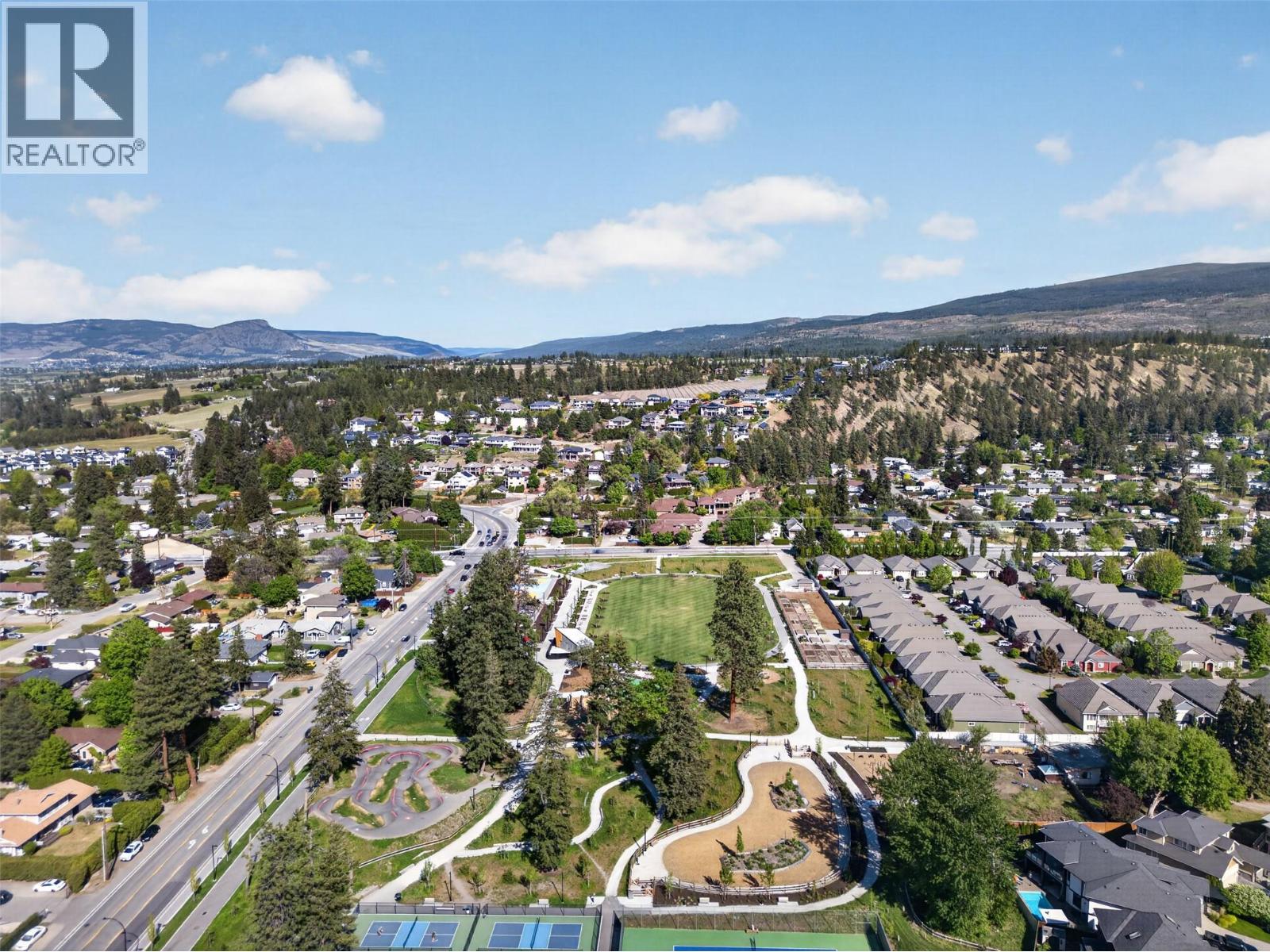 #4 600 Sherwood Road - 42