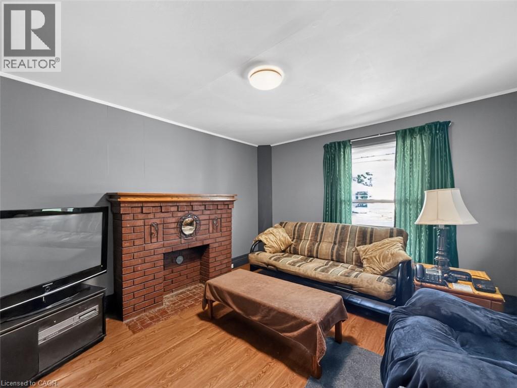40 PATTERSON Street, Simcoe — photo 8