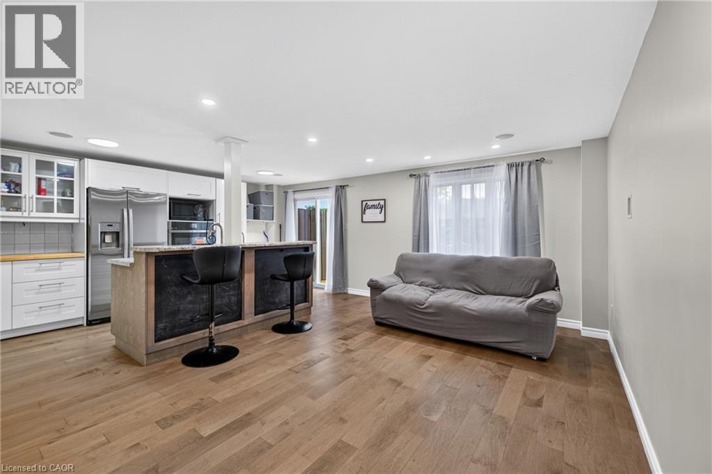 73 HEWITT Lane, Guelph — photo 9
