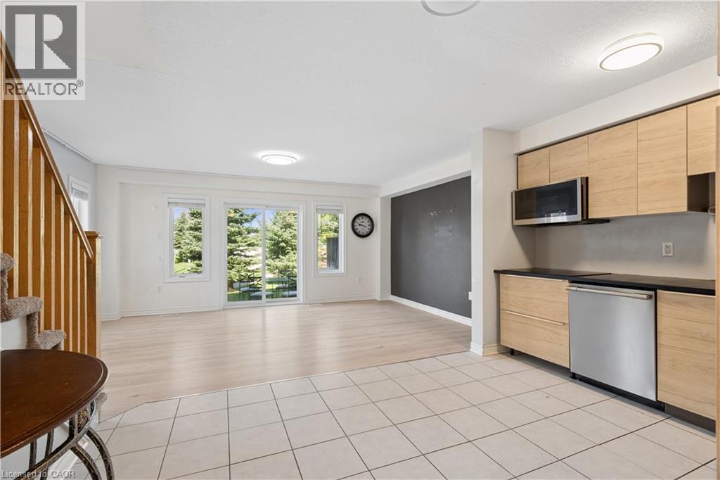 30 KINGSBURY Square, Guelph — photo 7