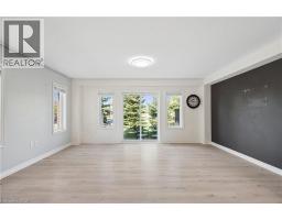 30 Kingsbury Square, Guelph, ON N1L0K6 Photo 11