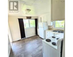 4pc Bathroom - 7 Cartwright Street, North Sydney, NS B2A3G7 Photo 6