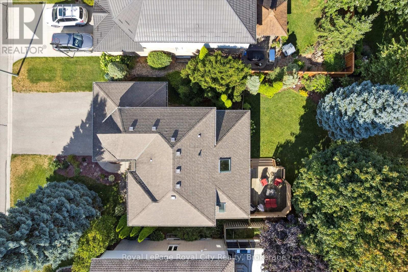 27 OAKRIDGE CRESCENT - 50