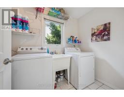 Living room - 27 Oakridge Crescent, Guelph, ON N1L1J3 Photo 9