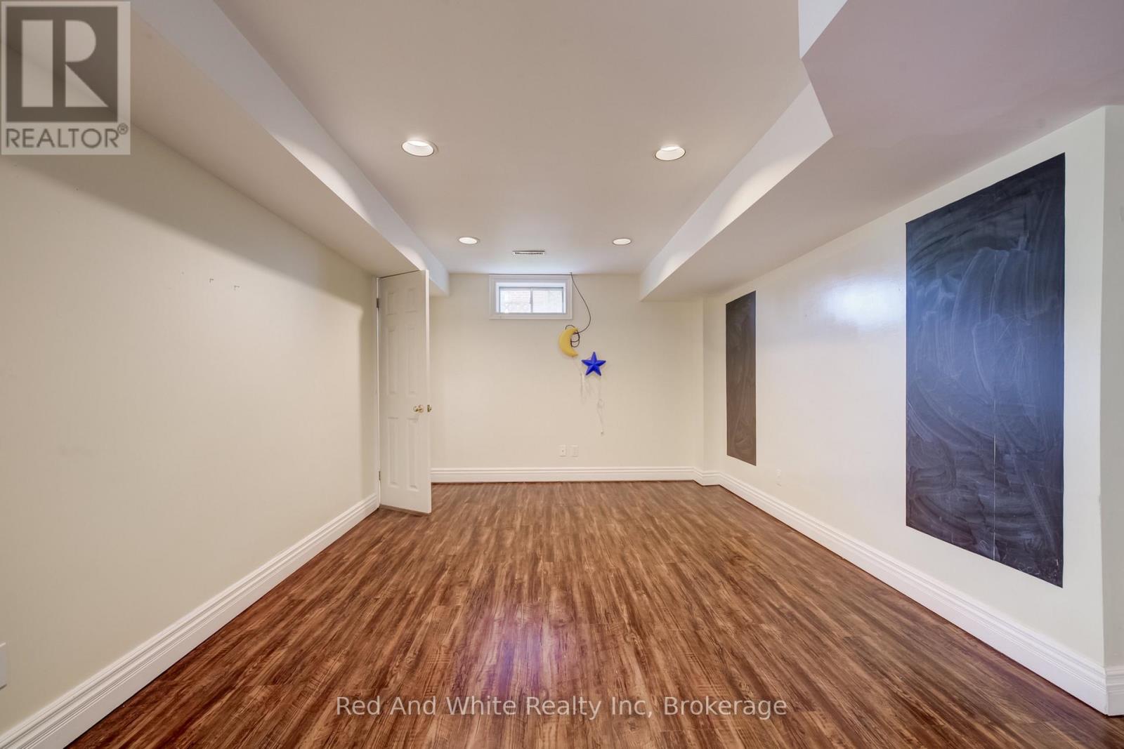 554 GRAND RIDGE DRIVE - Image 41