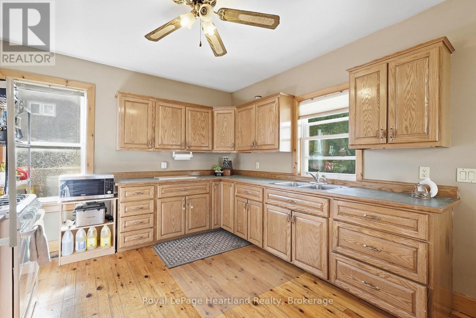 8 CLARKE STREET S, Minto — photo 11