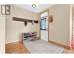 Bedroom - 8 Clarke Street S, Minto, ON N0G1M0 Photo 6