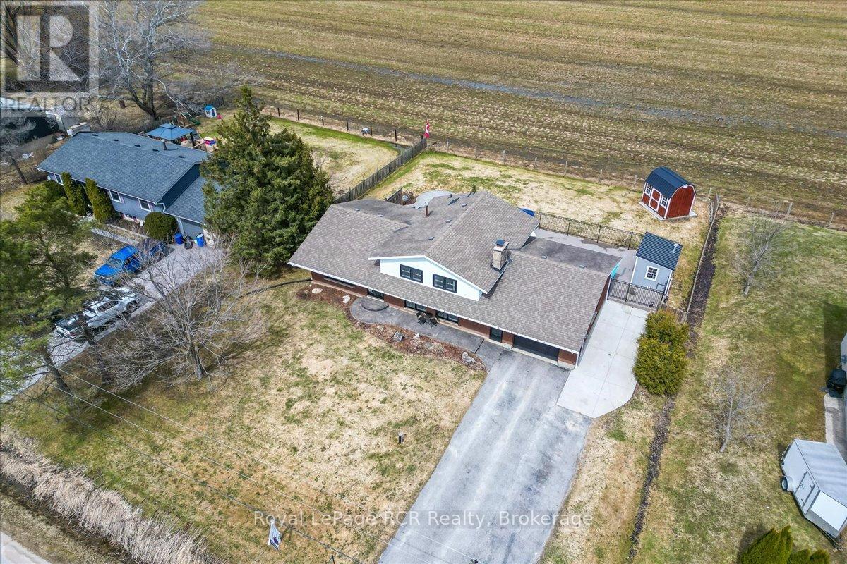 883 30TH STREET W - 1