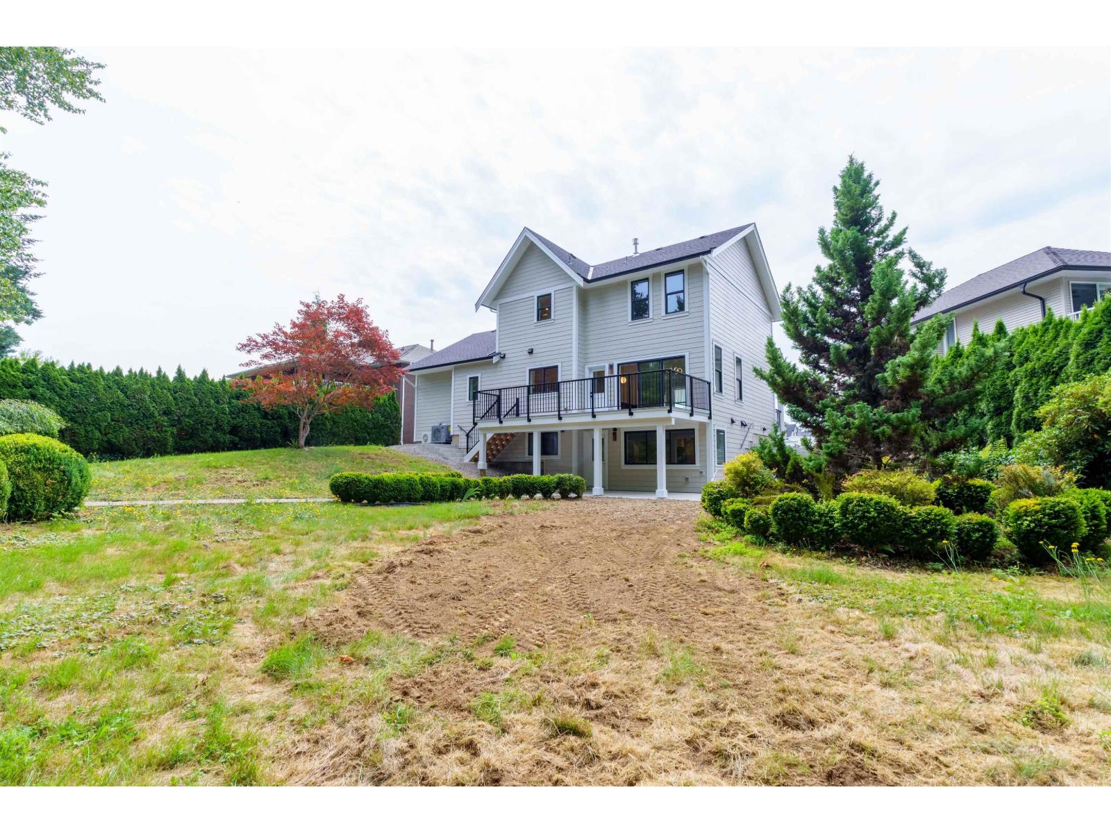 5 Bed, 4 Bath House for Sale in Mission – 8336 MILLER CRESCENT, Mission – MLS# R3166755 - Image 3