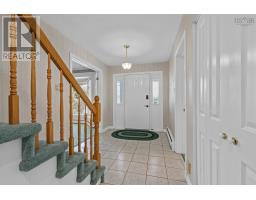 4pc Ensuite bath - 74 Barrett Road, Beaver Bank, NS B4G1A9 Photo 12