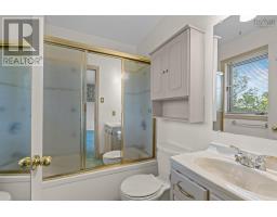 74 Barrett Road, Beaver Bank, NS B4G1A9 Photo 32