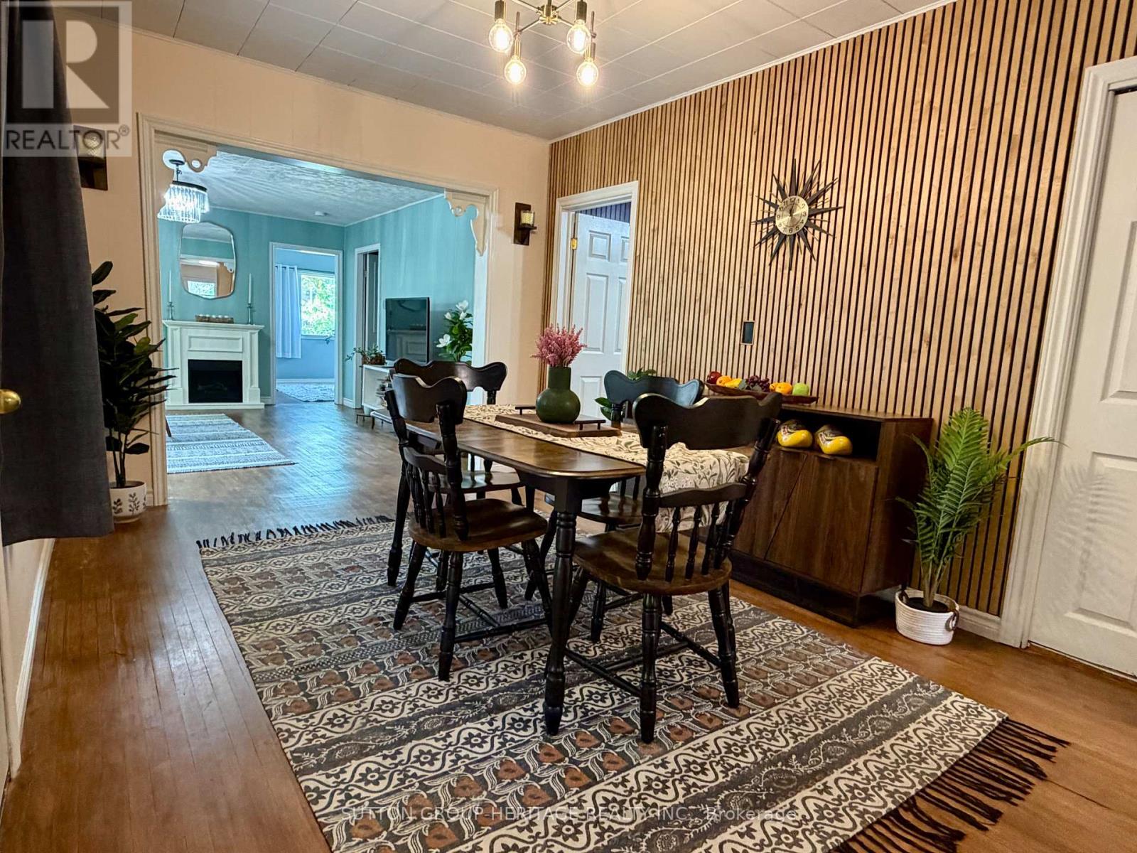 355 GILBERT AVENUE - Image 35