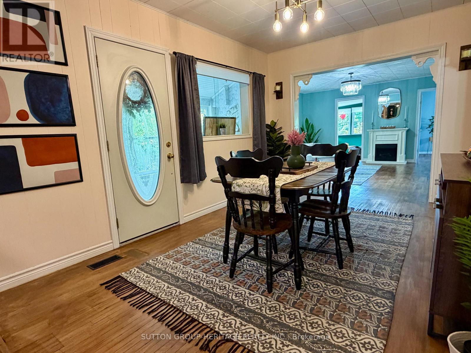 355 GILBERT AVENUE - Image 32
