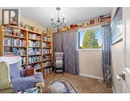 7670 Mcmaster Place, Prince George, BC V2N3K9 Photo 11