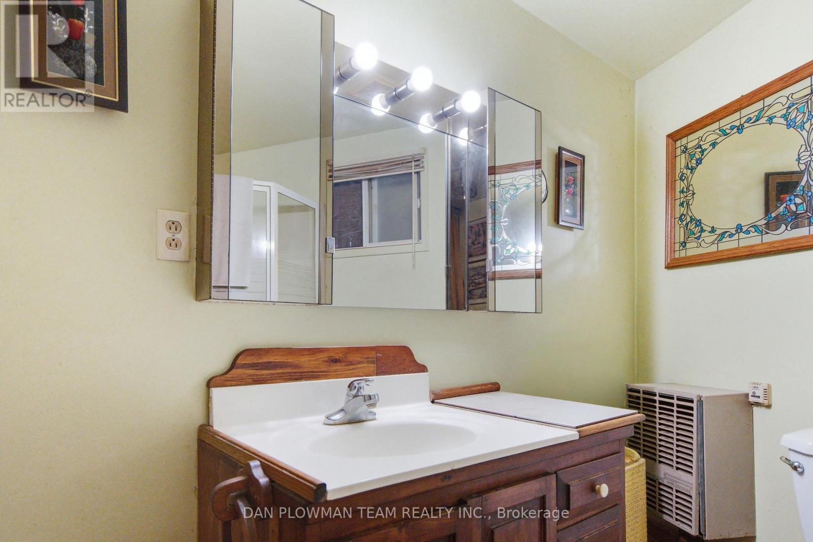 6458 Gibbs Road, Clarington, ON photo 14