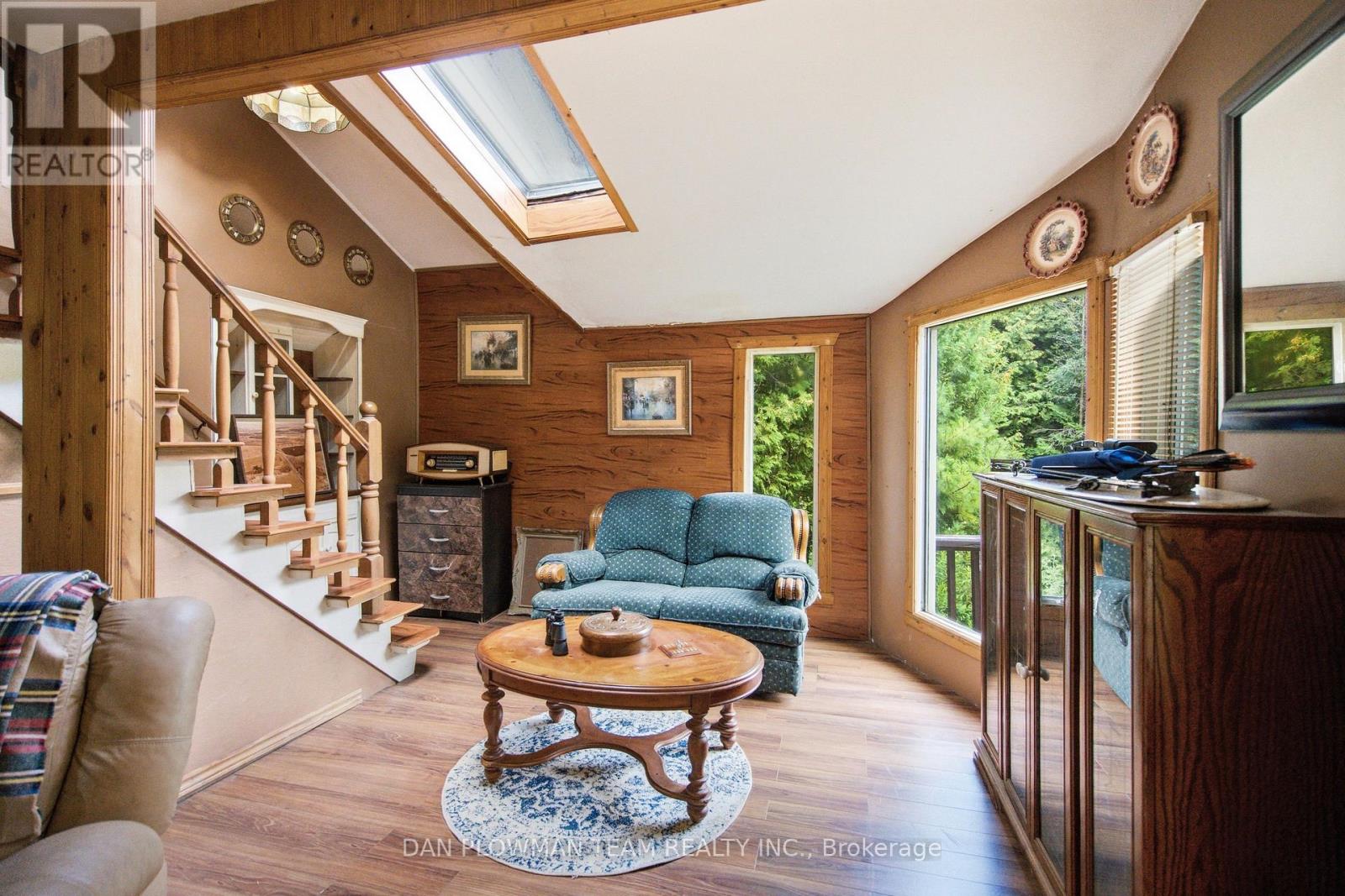 6458 Gibbs Road, Clarington, ON photo 9