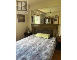 12 Fairglen Avenue, Toronto, ON M1T1G7 Photo 9