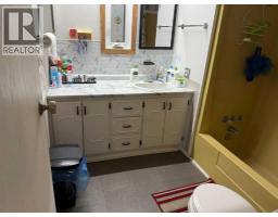 436 1 Street Sw, Falher, AB T0H1M0 Photo 14