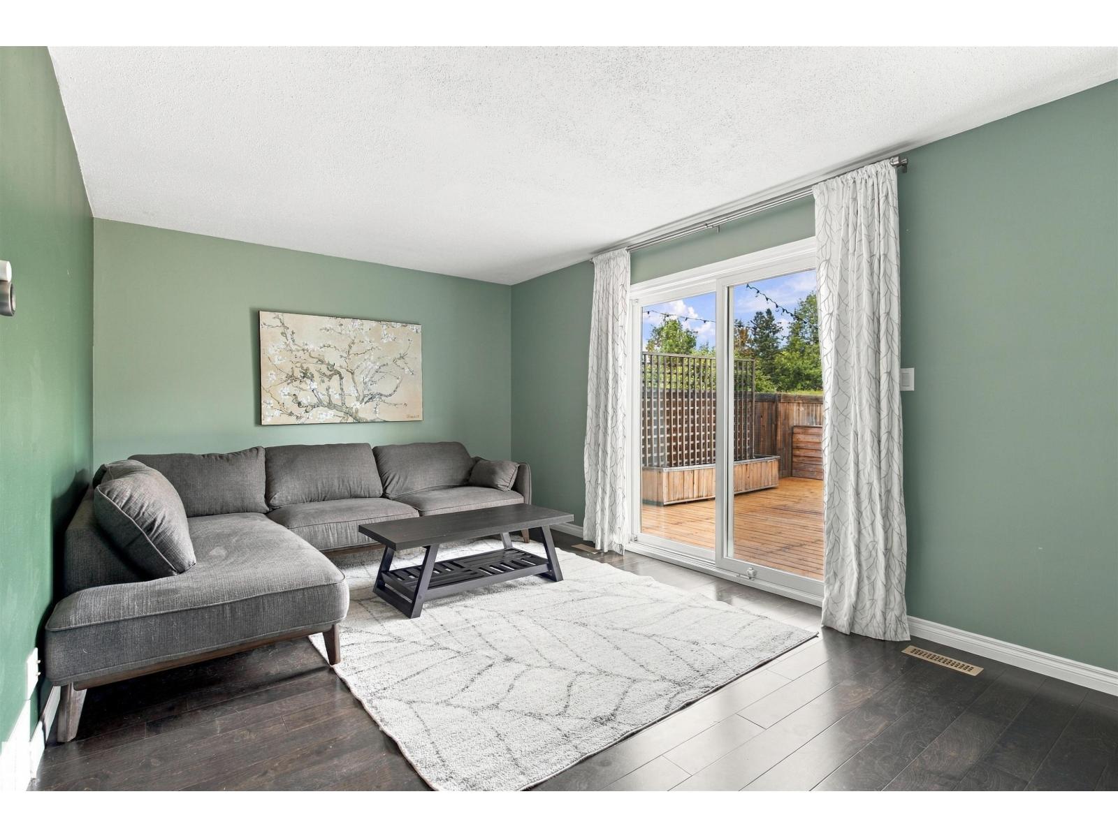 161 WOODSTOCK NW - 10