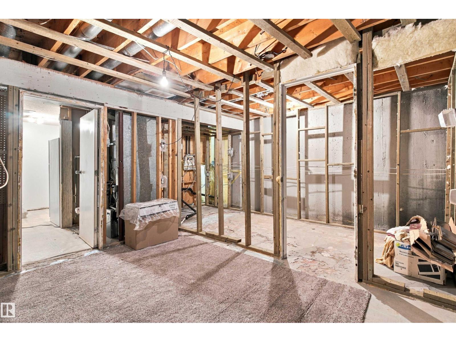 161 WOODSTOCK NW - 26