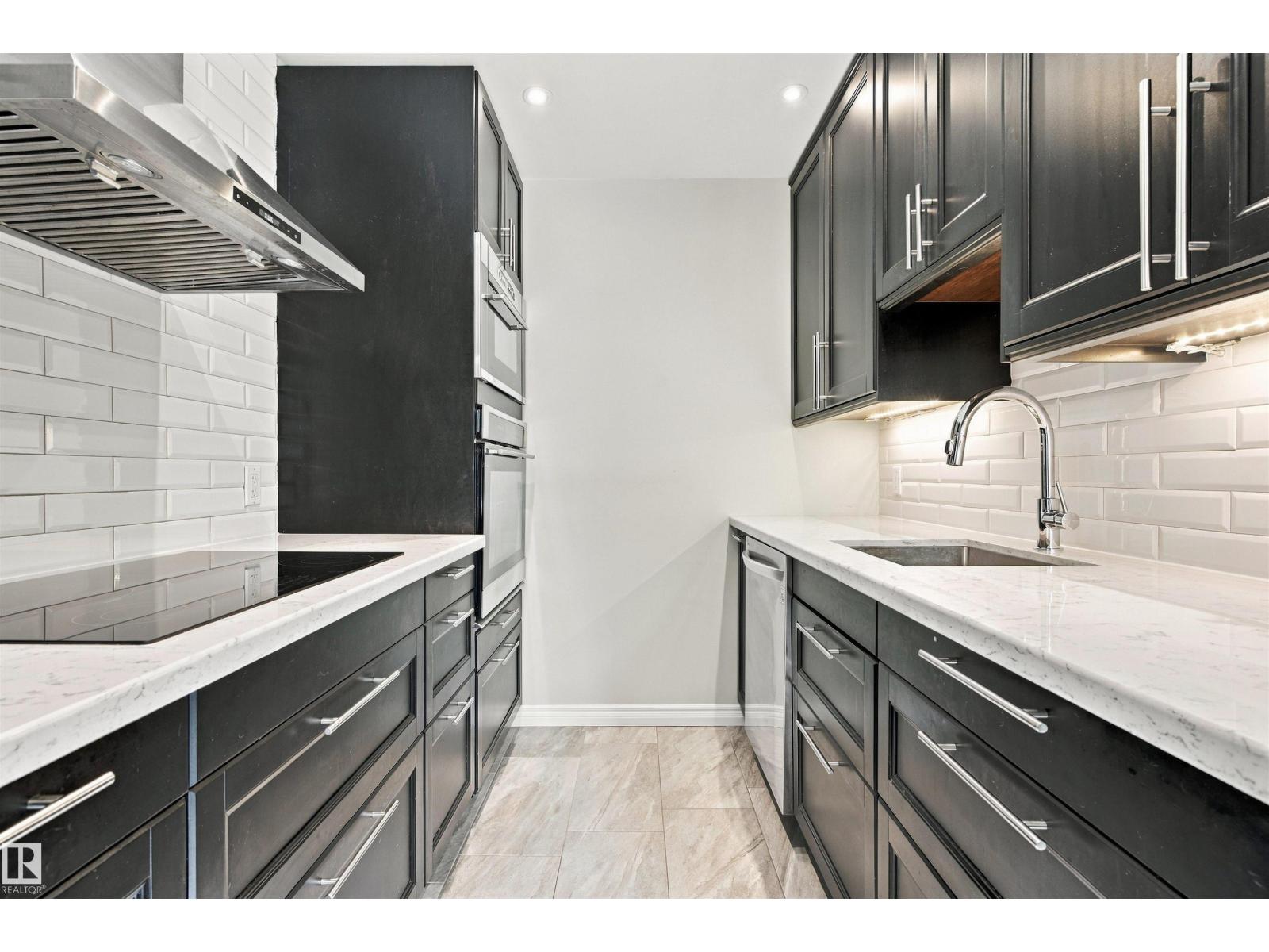 161 WOODSTOCK NW - 6