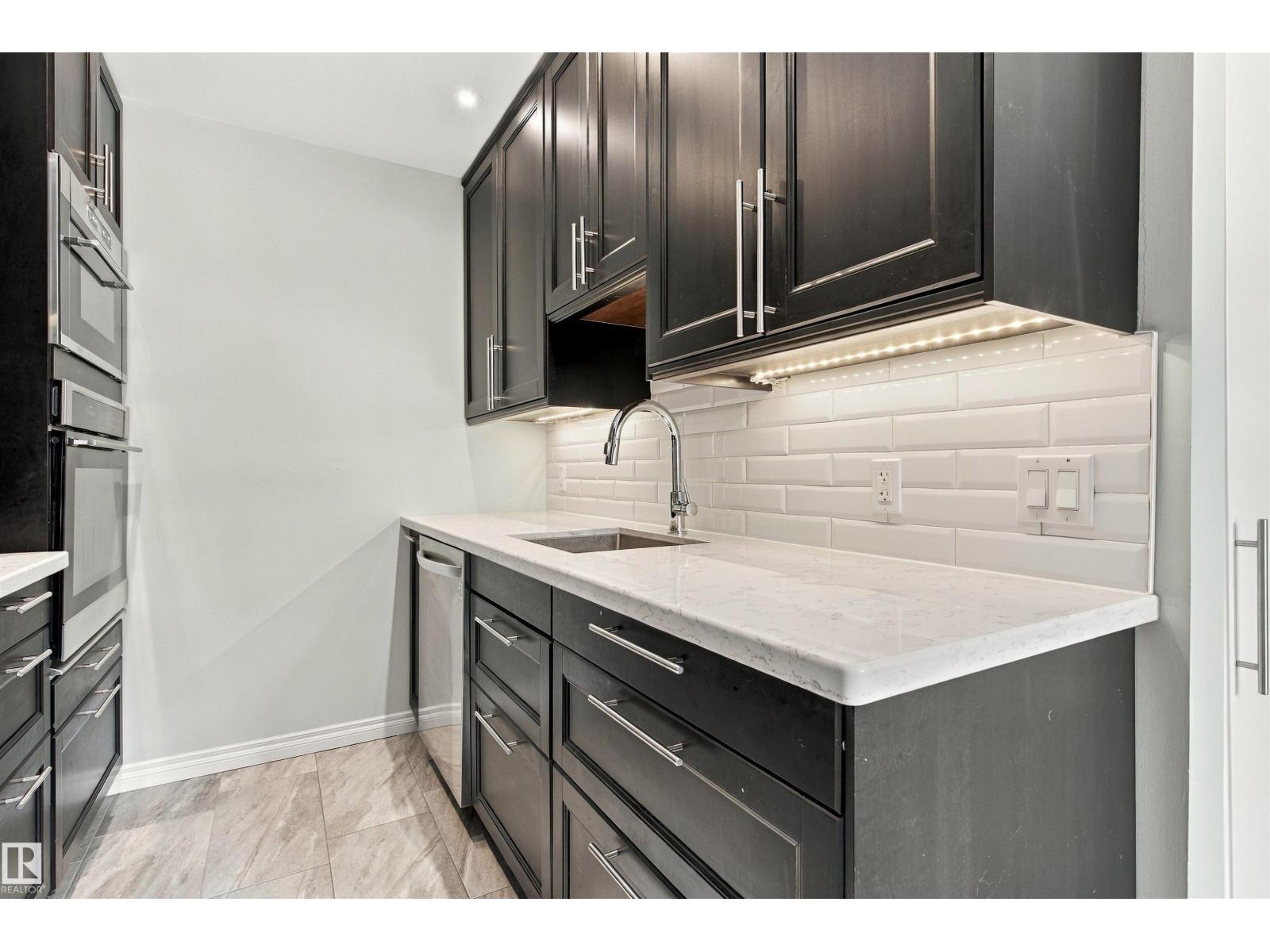 161 WOODSTOCK NW - 7