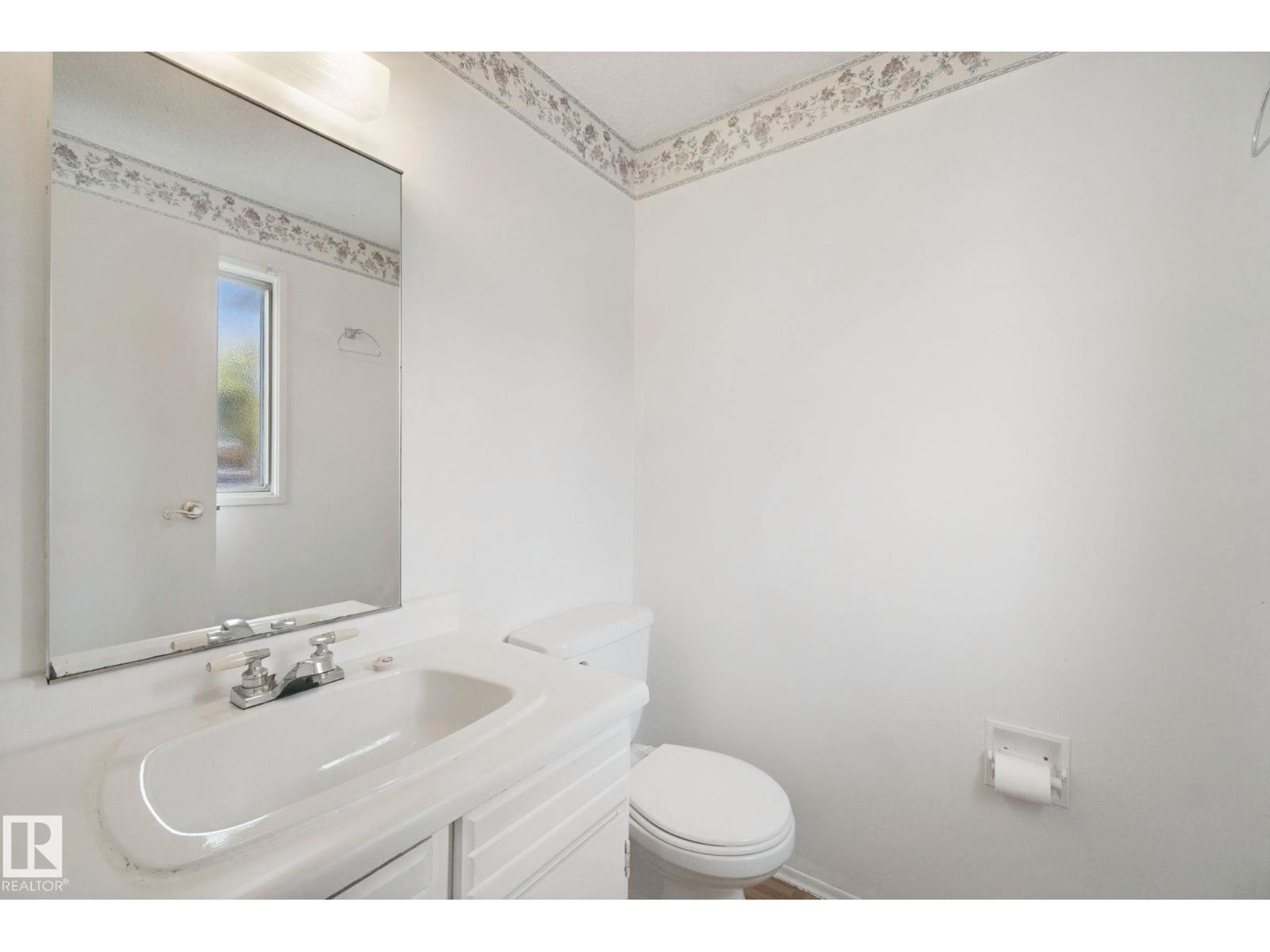 8807 181 ST NW - 35