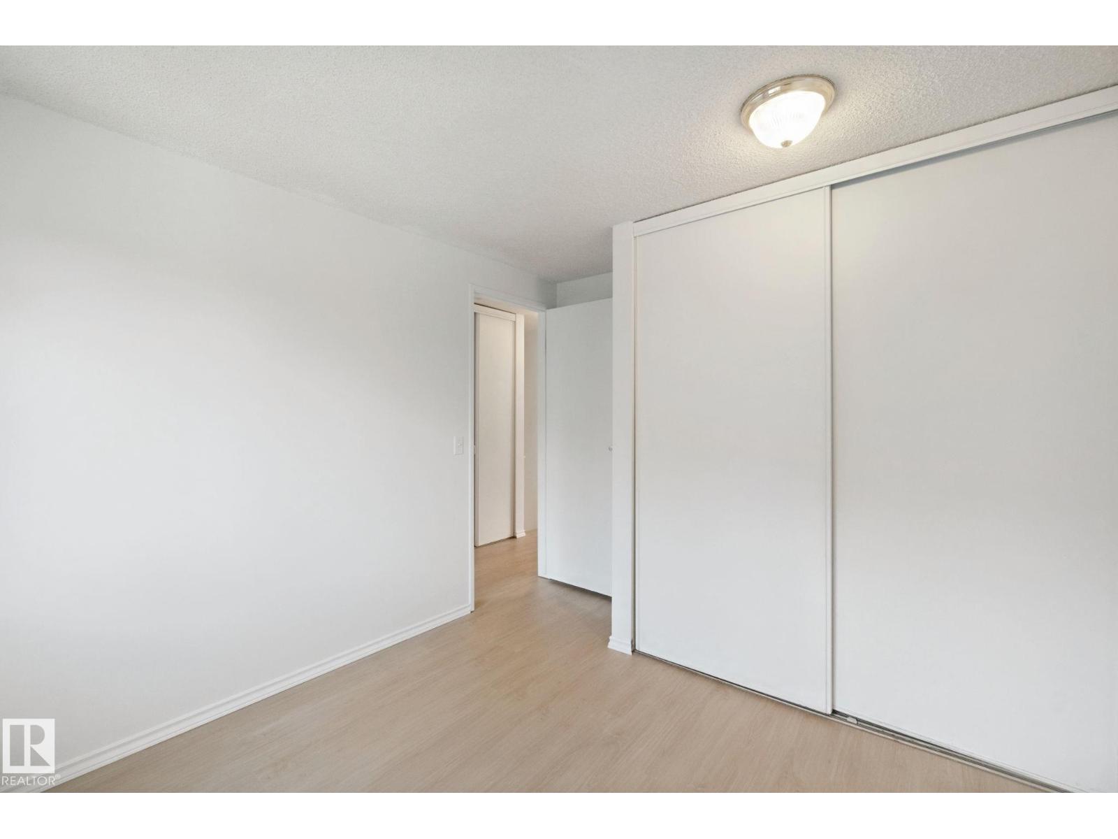 8807 181 ST NW - 38